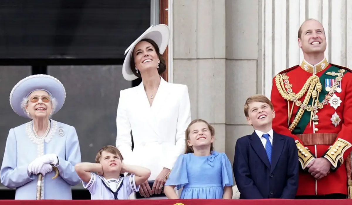Queen Elizabeth misses out as Platinum Jubilee service